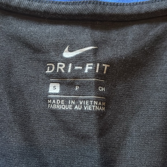 Nike University of Kentucky Royal Blue V-Neck Graphic Tee - Picture 2 of 4